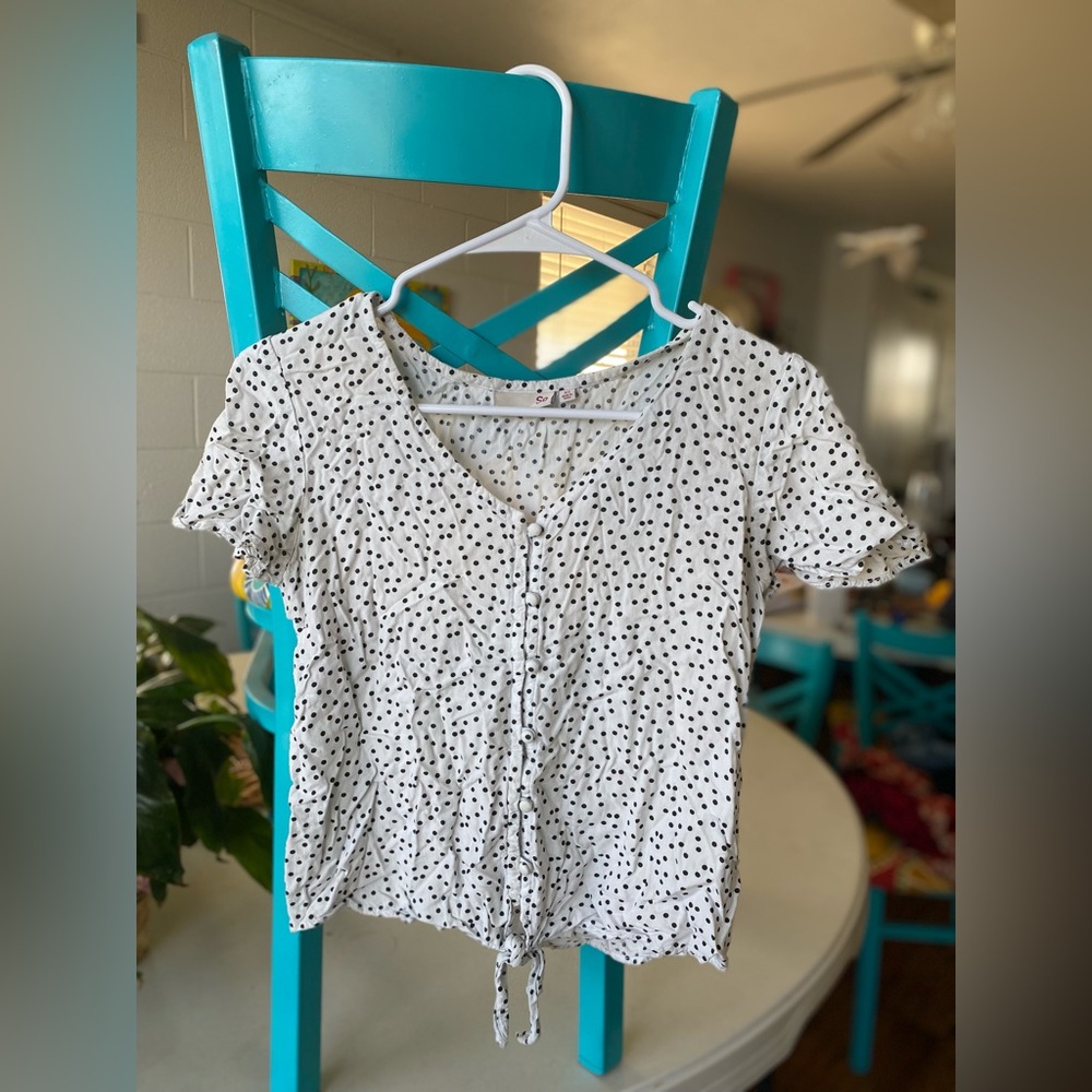 SO women’s polka dot top. XS perfect condition